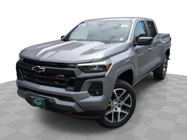 Sterling Gray Metallic 2024 Chevrolet Colorado Z71 Crew Cab 4WD Pickup Truck Four-Wheel Drive 8-Speed Automatic