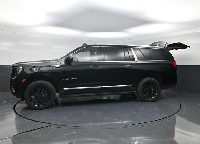 2021 GMC Yukon XL SLT Black at Classic Chevrolet Galveston