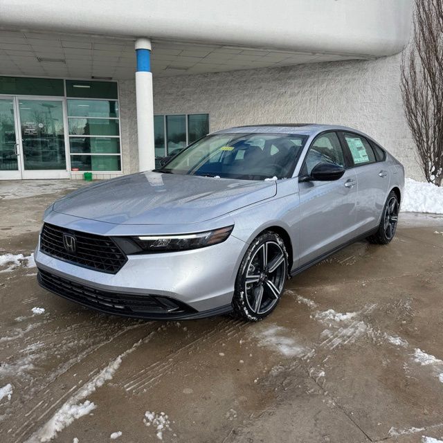 Solar Silver Metallic 2026 Honda Accord SE FWD Sedan Front-Wheel Drive Continuously Variable Transmission