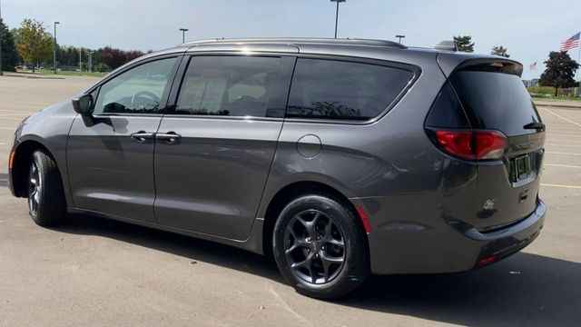 2018 Chrysler Pacifica Touring L 6