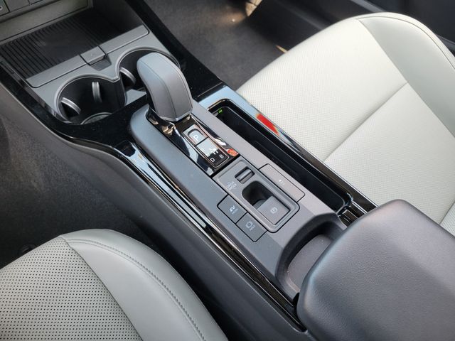 2026 Toyota Prius XLE - Photo 14