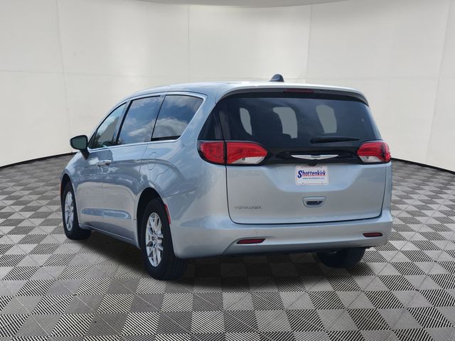 Used 2023 Chrysler Voyager Van