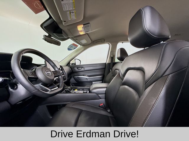 Used 2023 Nissan Pathfinder SUV