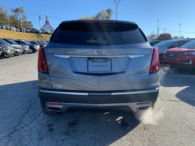 2021 Cadillac XT5 Premium Luxury 4