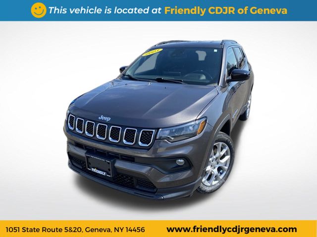 Gray (Granite Crystal Metallic Clearcoat) 2023 Jeep Compass SUV / Crossover Four-Wheel Drive 8-Speed Automatic