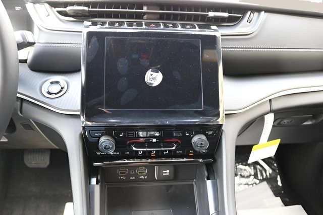 New Car 2025 Jeep Grand Cherokee  Laredo X For Sale Under $35,000 In Austin, Texas