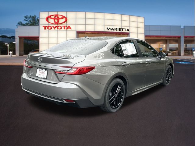 2025 Toyota Camry SE 26