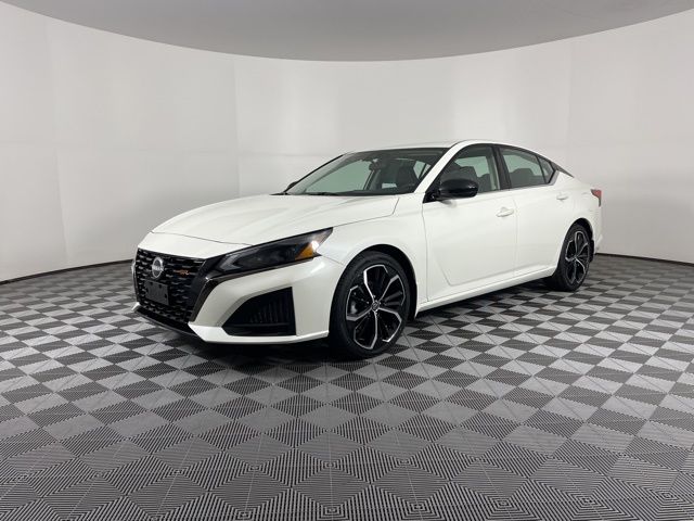 2023 Nissan Altima 2.5 SR 5