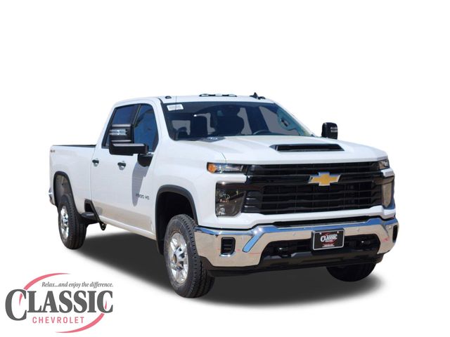 White 2026 Chevrolet Silverado 2500HD Work Truck Crew Cab 4WD Pickup Truck Four-Wheel Drive Automatic