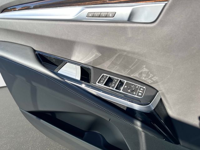 New 2026 White Cadillac Luxury image 19
