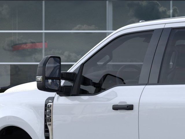 2025 Ford F-350 Super Duty XL