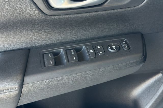 2024 Honda CR-V LX - Photo 13