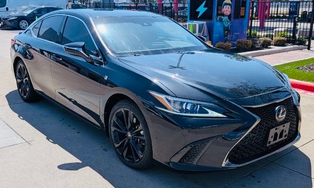 Black (Caviar) 2024 Lexus ES Sedan  8-Speed Automatic