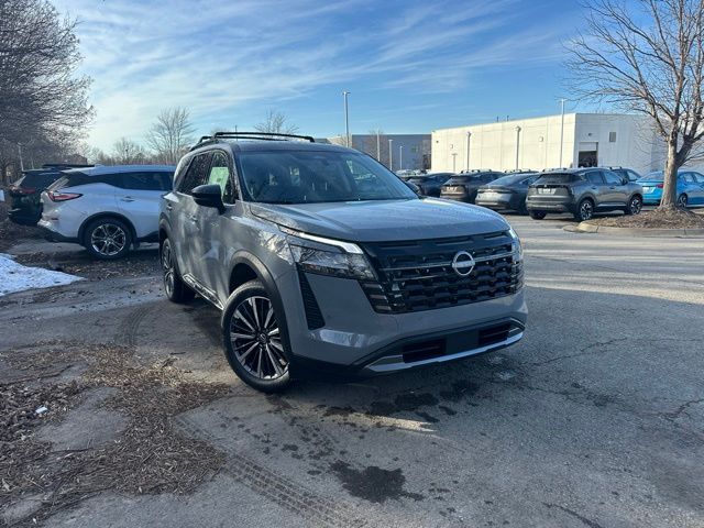 2026 Nissan Pathfinder Platinum 4WD