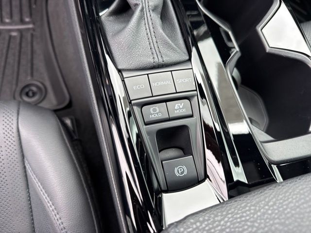 2025 Toyota Camry XSE - Photo 27