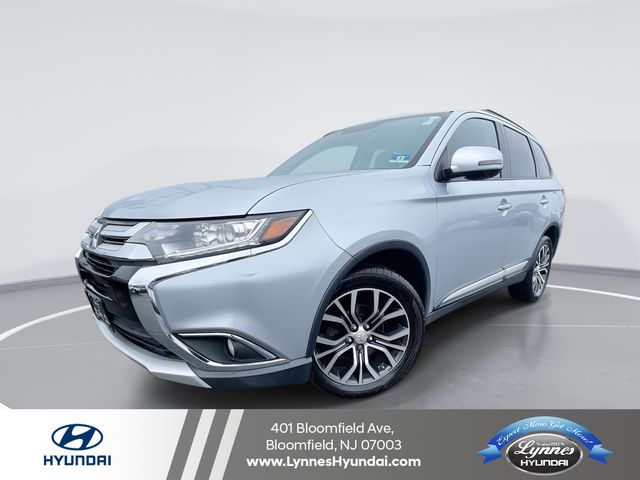 Silver 2016 Mitsubishi Outlander SUV / Crossover All-Wheel Drive Continuously Variable Transmission