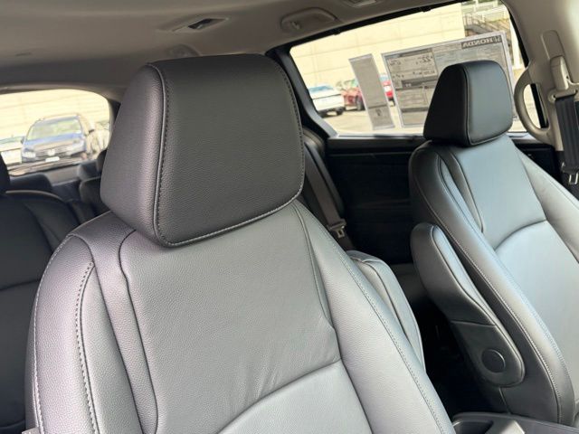 new 2026 Honda Odyssey car, priced at $42,076