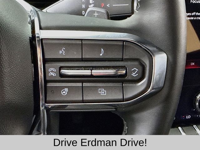 Used 2025 GMC Terrain SUV