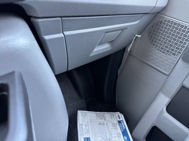New 2027 White Ford 16FT BOX/LIFTGATE image 26