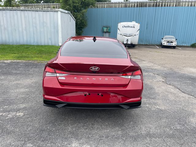 Used 2023 Hyundai Elantra Sedan