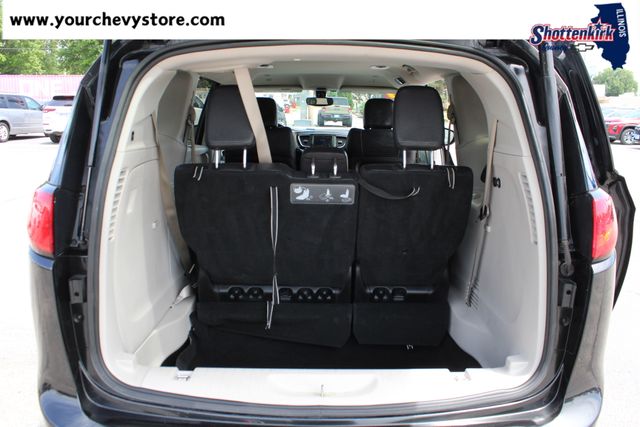 Used 2019 Chrysler Pacifica Van