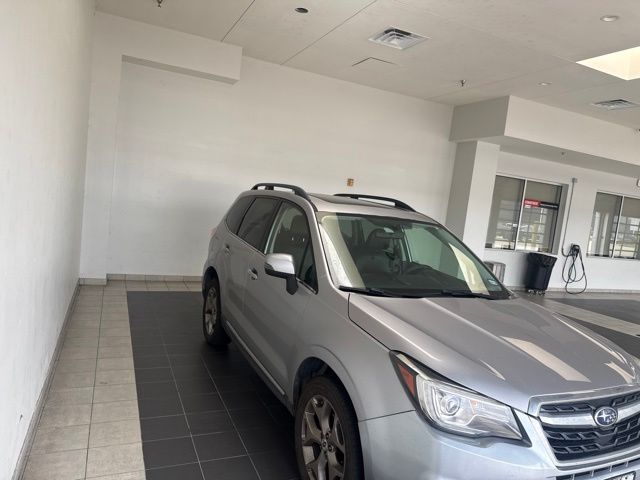 2017 Subaru Forester 2.5i Touring - 3