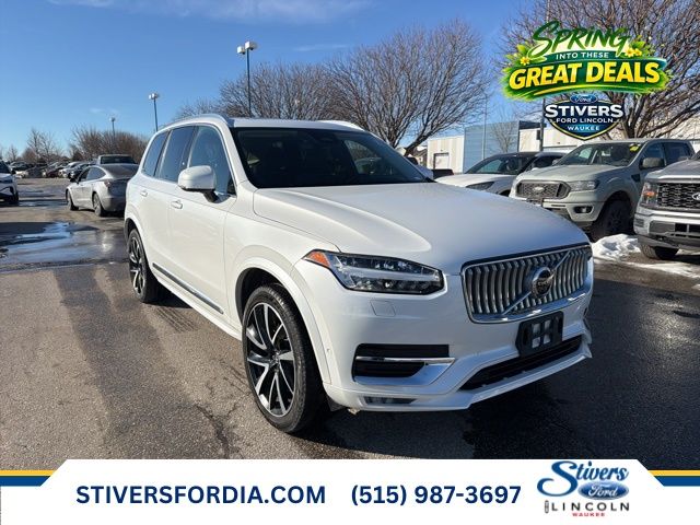 2023 Volvo XC90 B6 Plus Bright Theme 6-Passenger AWD