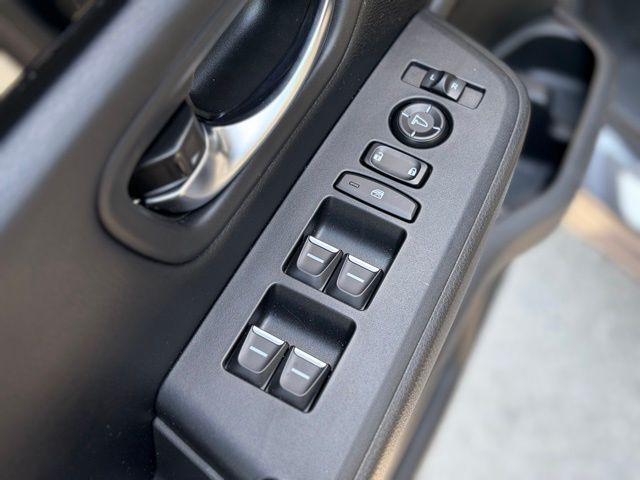 used 2025 Honda Pilot car, priced at $43,895