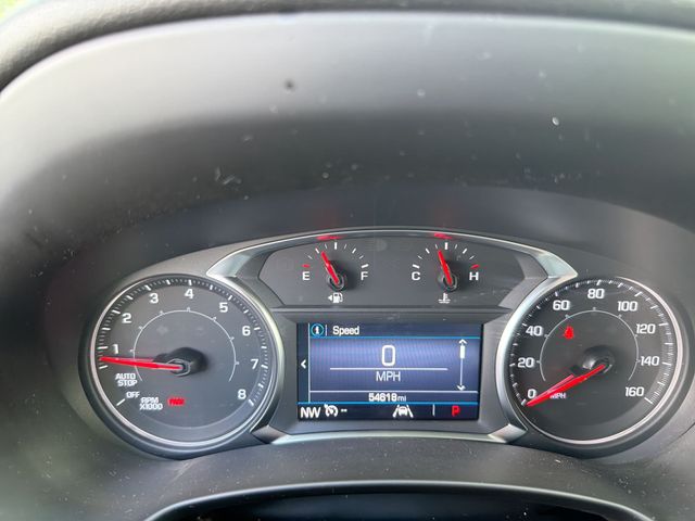 Used 2024 White GMC SLE image 17