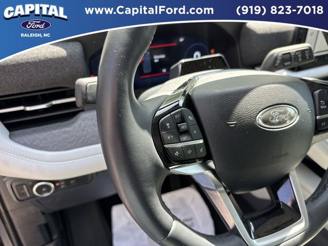 Used 2025 Gray Ford Platinum image 23