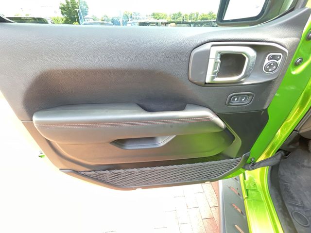 Used 2025 Jeep Wrangler SUV