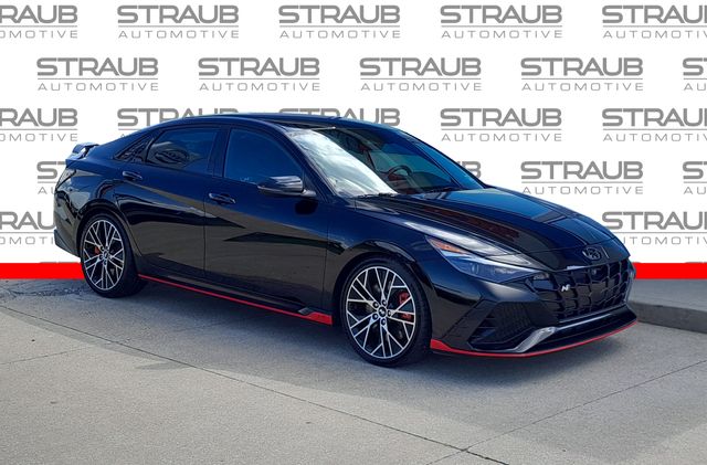 2023 Hyundai Elantra N - Photo 1