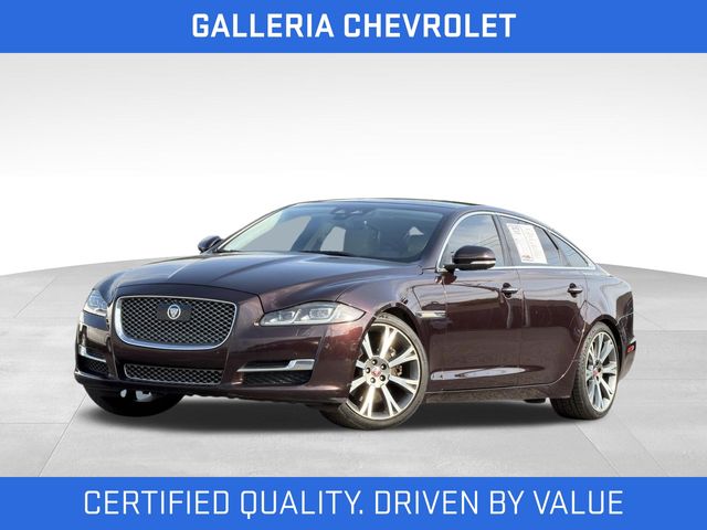Rossello Red Metallic 2018 Jaguar XJ-Series Sedan Rear-Wheel Drive 8-Speed Automatic