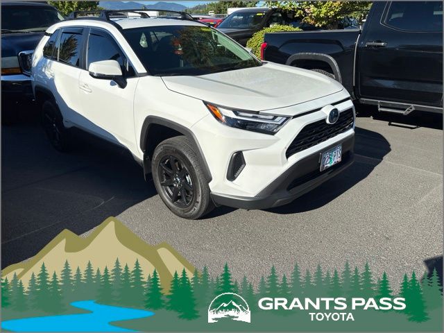 2024 Toyota RAV4 Hybrid XLE AWD