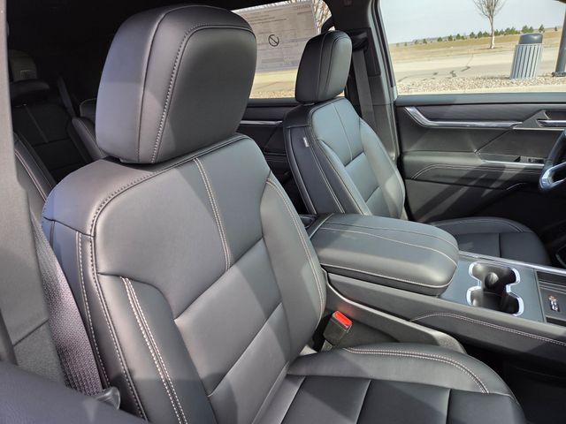 2026 GMC Acadia Elevation AWD