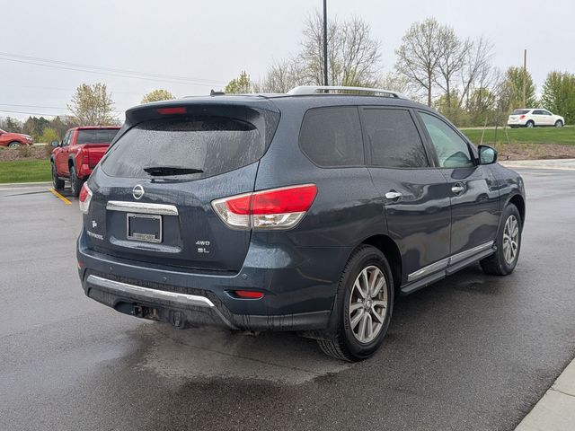2016 Nissan Pathfinder - Image 5