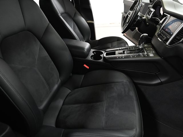 Used 2018 Black Porsche Base image 22