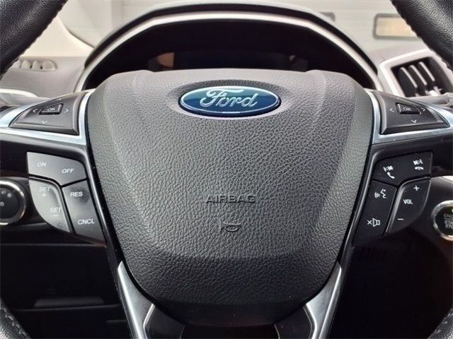 2021 Ford Edge