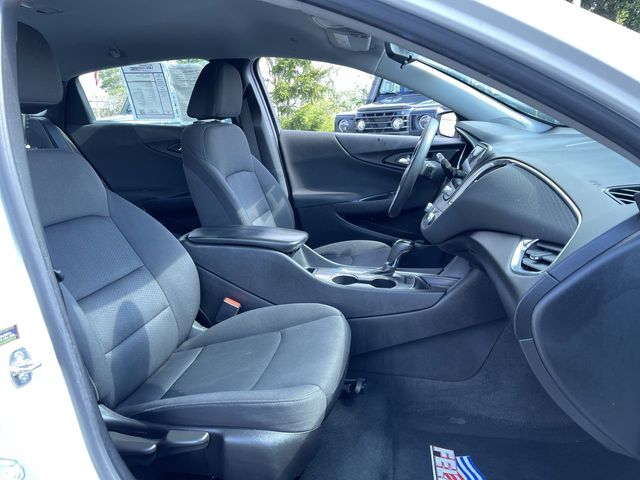 Used 2019 Chevrolet Malibu For Sale in New Hudson, MI