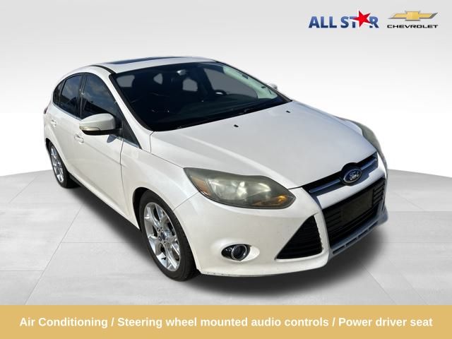 2014 Ford Focus Titanium Hatchback