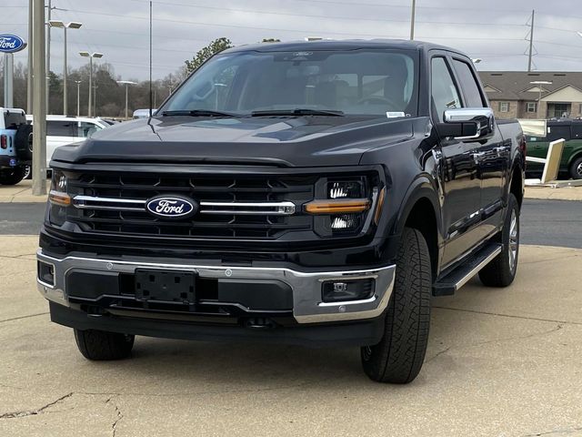 New 2025 Black Ford XLT image 9