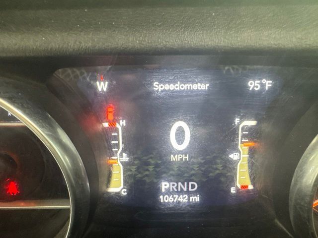 Used 2020 Black Jeep Unlimited Sahara image 14
