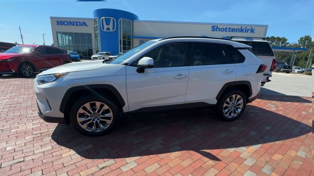 Used 2020 Toyota RAV4 SUV