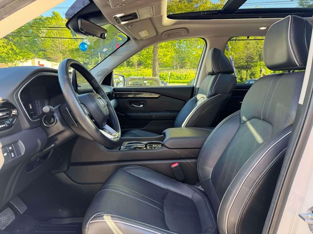 used 2024 Honda Pilot car, priced at $42,261