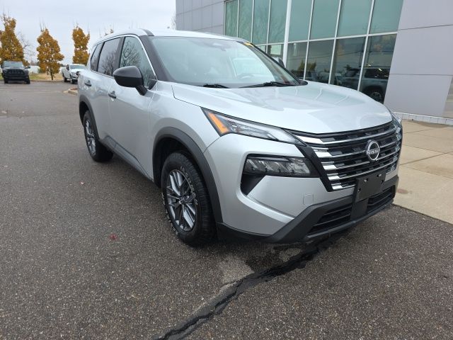 2024 Nissan Rogue S - Brilliant Silver Metallic exterior view 3