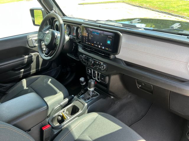 2025 Jeep Wrangler 4-Door Sport S - Photo 37