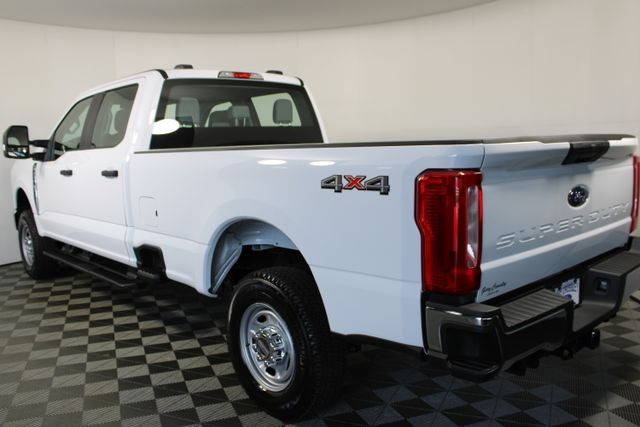 2026 Ford F-250 XL photo 3
