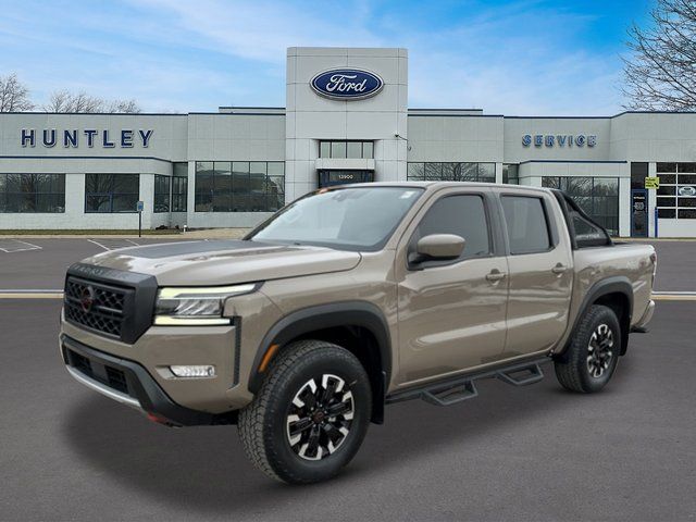 2023 Nissan Frontier PRO-4X Crew Cab 4WD