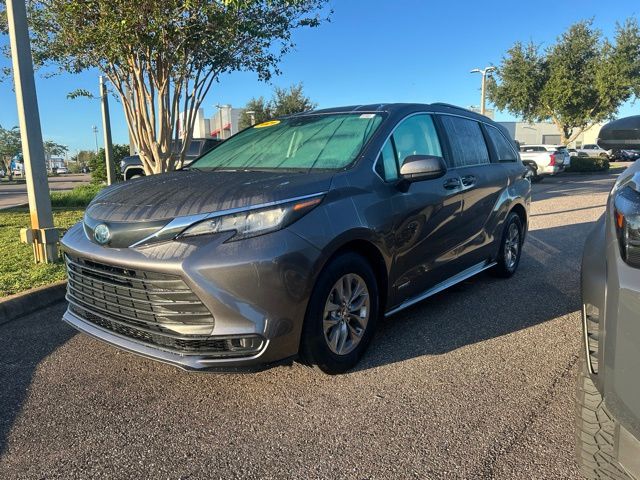 Used 2021 Toyota Sienna Van