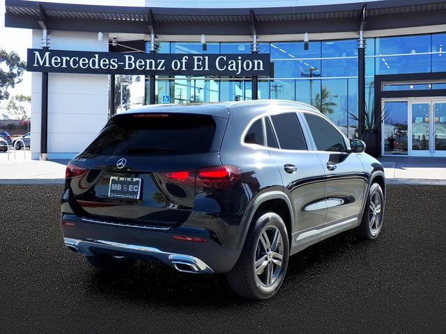 New 2026 Black Mercedes-Benz GLA 250 image 3
